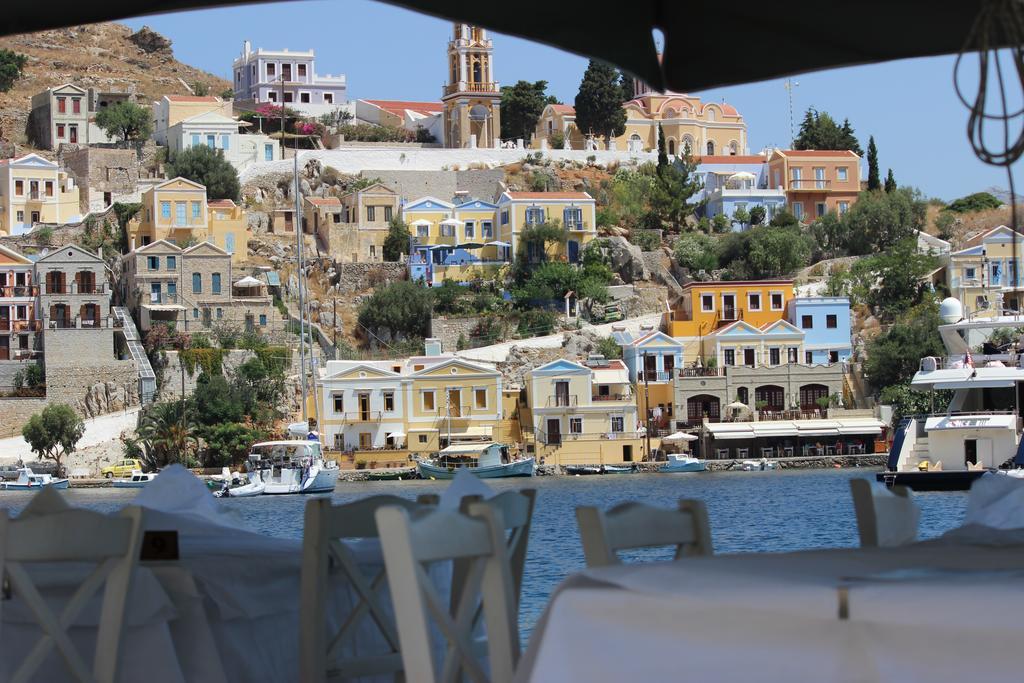 Odyssia Lägenhet Symi Exteriör bild