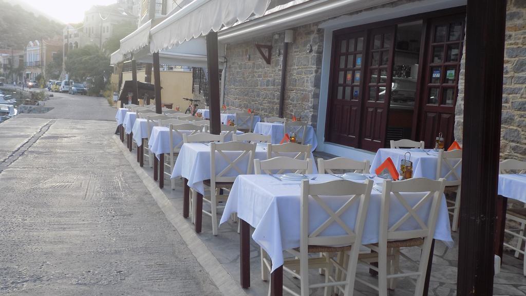 Odyssia Lägenhet Symi Exteriör bild