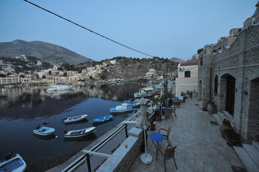Odyssia Lägenhet Symi Exteriör bild