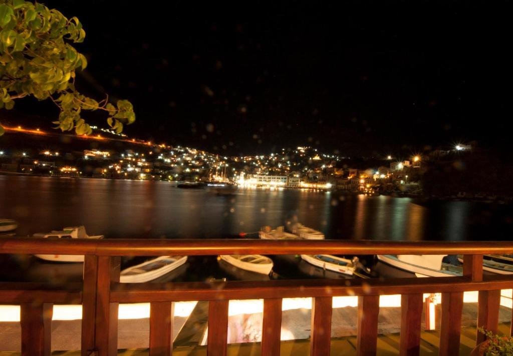 Odyssia Lägenhet Symi Exteriör bild