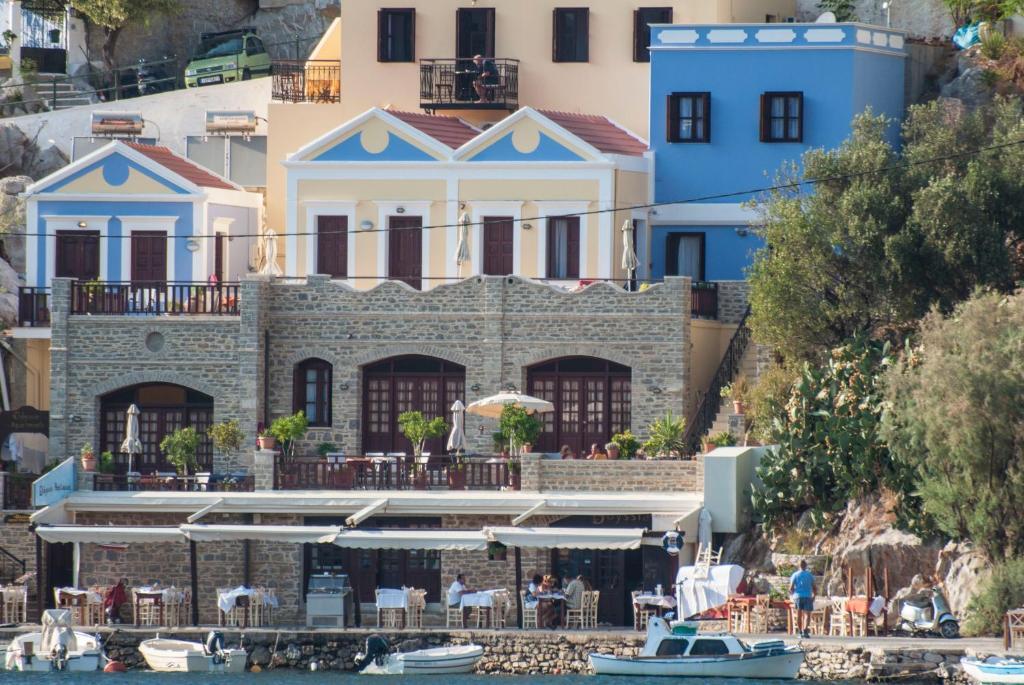 Odyssia Lägenhet Symi Exteriör bild