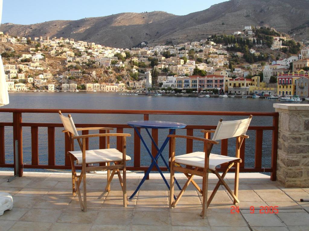Odyssia Lägenhet Symi Exteriör bild