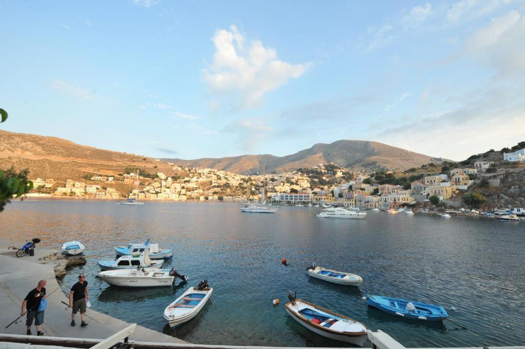 Odyssia Lägenhet Symi Exteriör bild