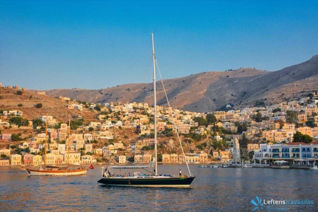 Odyssia Lägenhet Symi Exteriör bild